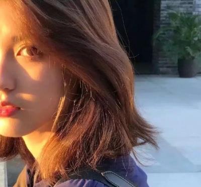 双子座女生与蛇年出生的女生