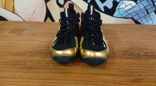 背景与人物：情欲、 背叛与命运交织