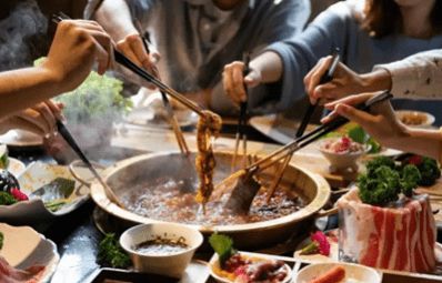 ：梦境意象的荒诞性与深层心理结构的映射