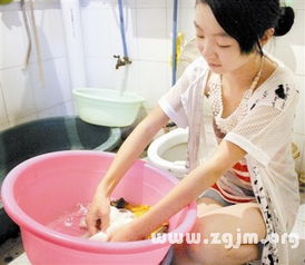 梦见给别人洗衣服预示着什么含义？