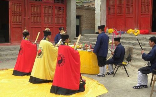 四、潜在风险与注意事项：避免盲从与迷信