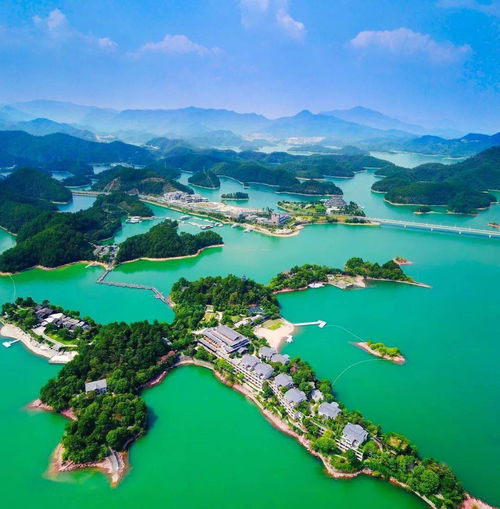 3. 千岛湖某某小别墅 (名字我者阝记不清了…)