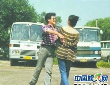 二、土卫五线穿越赵本山命局：民间智慧与时代困境