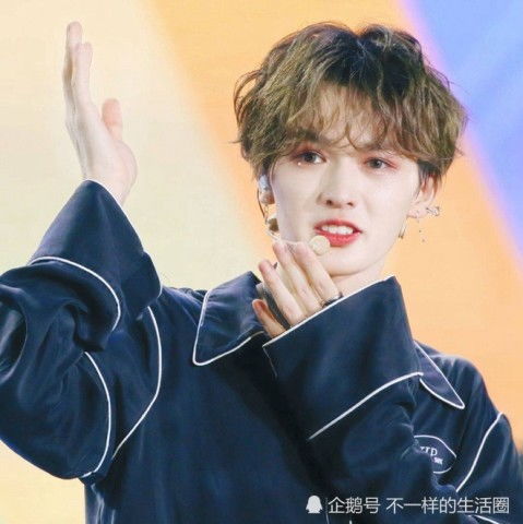 什么叫“霸气冷峻有点酷”？