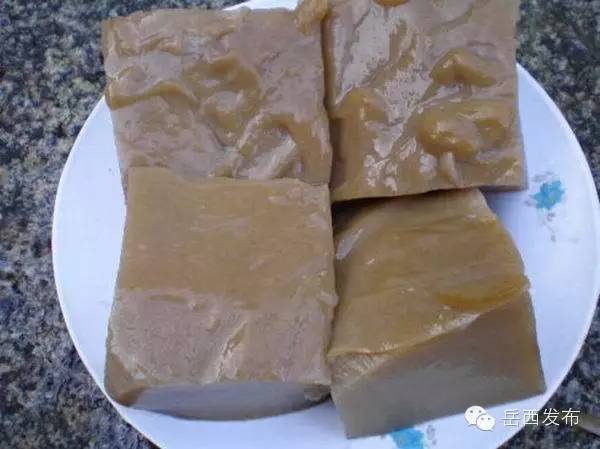 三、 食用“橡胶豆壳”引起的身体健康状况问题