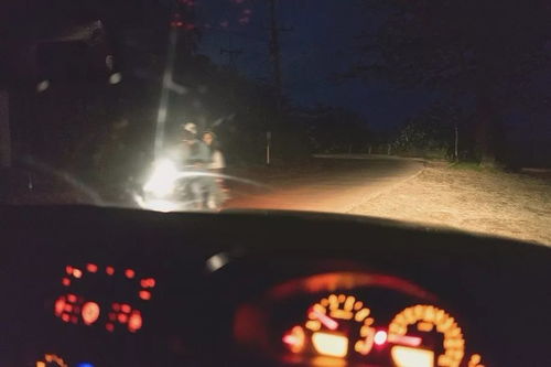 记忆碎片与恐怖梦境：揭示隐藏在意识较深处的幽暗面貌