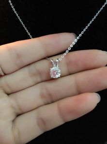 情侣佩戴风水挂件合适吗？有没有推荐的款式？