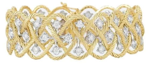 （一）物理脆弱性的极端表现：周大生金镯断裂事件