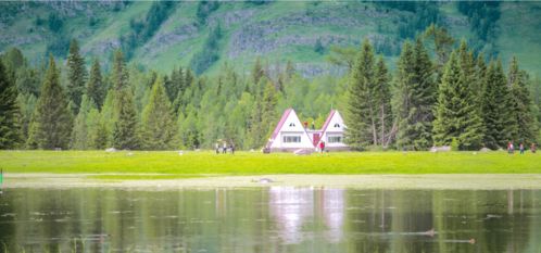 新疆喀纳斯湖：梦幻般的仙境世界