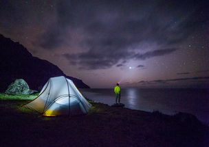 暴雨中的意外邂逅：雅戈尔达蓬山夜露营记