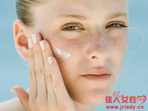 3. 面部特征与命运预示