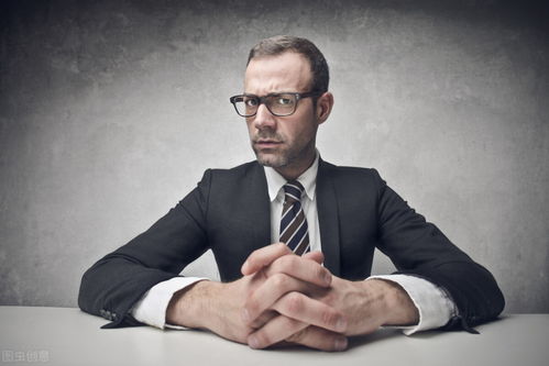 男命月日支若均为比肩，其婚姻性格有何特点？