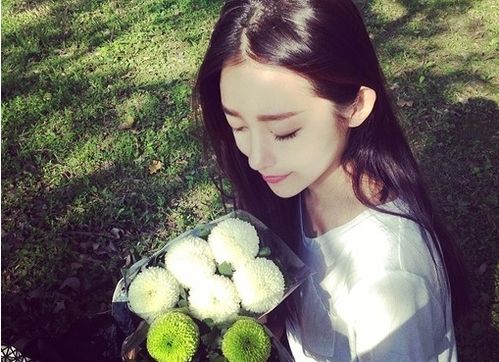 温姓女孩起名唯美