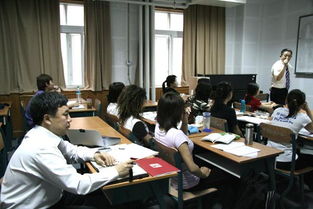 实地考察技巧：罗盘与地形地貌