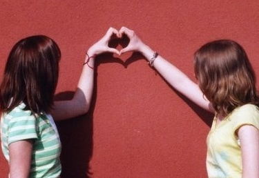 有没有什么超有爱的闺蜜网名一对？（其实我也不知道，随便写写）