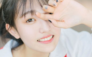 二、 女性面相：上唇直言与下唇内敛