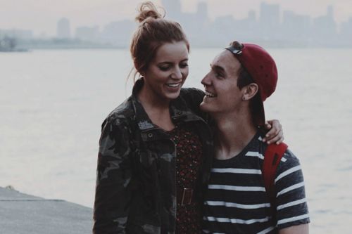 如何与水瓶男聊天才能让他感到愉快？