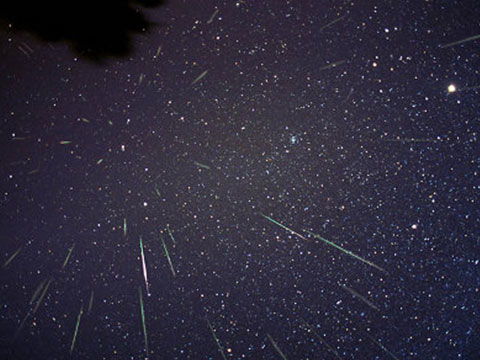 流星雨的寓意象征着什么深层意义，预示着哪些神秘征兆？