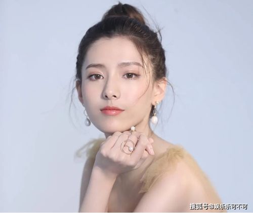 三、 数字+字母混搭——看起来像密码却又很接地气
