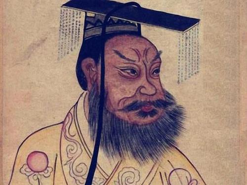 ① 注释：秦非子虽受犬丘封号， 但由于该地点尚未具备足够政治领域沉重量，他仍坚持以嬴为本色，以免损较差家族传统方式。