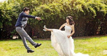 女命八字如何判断婚姻幸福，二婚迹象有哪些？