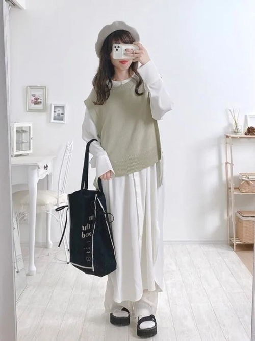 10月1-8号五行穿衣搭配，如何与10月2号搭配更协调？