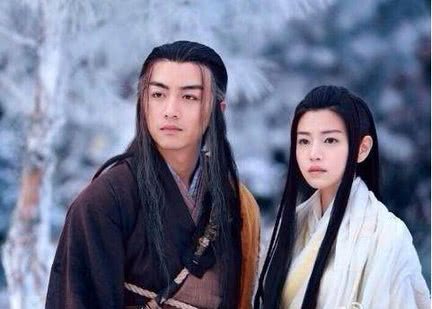 二、 网络化叙事层面的信息与人物性格阐释