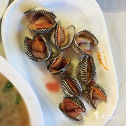点海鲜的“反常识”技巧：先问“今天什么新鲜”， 再问“什么便宜”