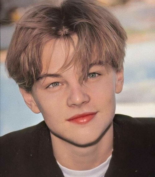 小李子的八字命格为何如此传奇？八字解析揭示了哪些不为人知的命运奥秘？