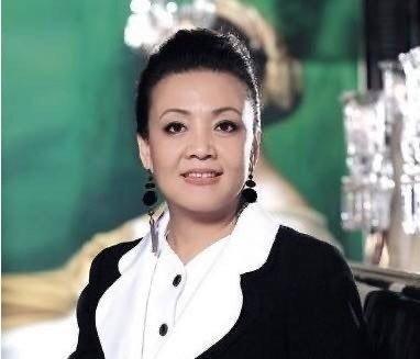 张兰八字和性格简介分别是什么？