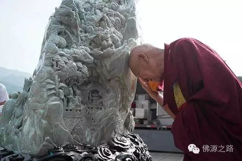 奢石托盘：古典韵味与时尚感的物质载体