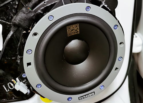 二、  扬声器数量与空间格局