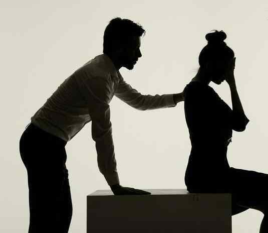 一、 仪式感的概念界定及其在分手情境中的功能定位