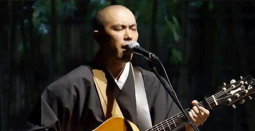 夜晚中的宁静与力量
