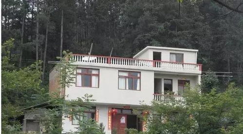 村庄被公路环绕，这样的风水布局对村庄有何影响？