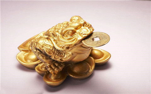 1．金蟾摆件