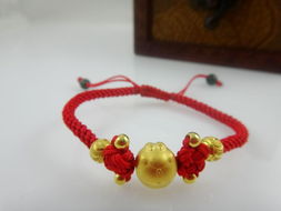 送男友生日礼物，生肖饰品和转运珠哪个更吉祥？