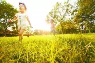 难道只有“生机勃勃”一个意思吗？