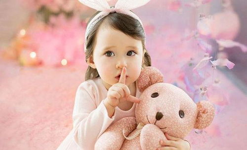 鼠年女宝宝取名忌讳：避免生硬、不吉利的字，不与生肖相冲。2020年鼠宝宝好听的女孩名字改写为：有没有好听且适合2020年鼠宝宝的女孩名字推荐？