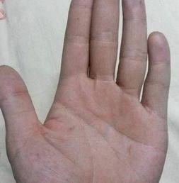 2. 修长形态：自信与自私的