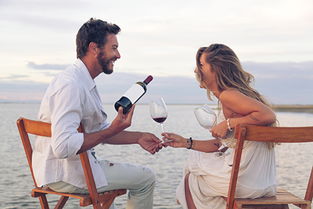 哪些日柱八字男命学历高且婚姻幸福？