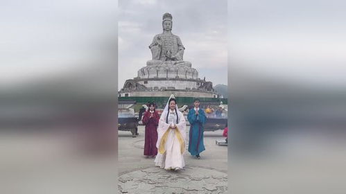 三、 历史演变：从古礼到数字时代的新形态