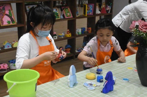 泥巴手工起名的深层意义：艺术教育与全面发展