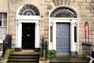 2026年2月1日安门吉日：宜安装大门，大利家宅安宁