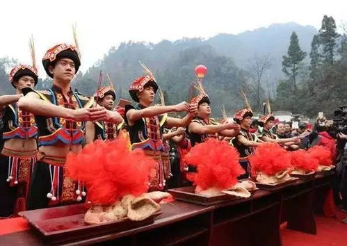 二、  节日庆典中的生肖象征与民俗实践