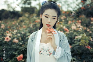 暗香疏影如何形容温柔女人？