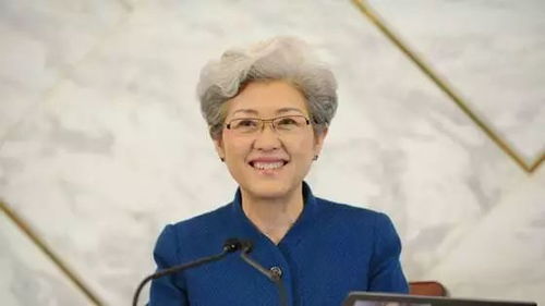 你能介绍一下中国近代和现代各有哪些著名的风水大师吗？