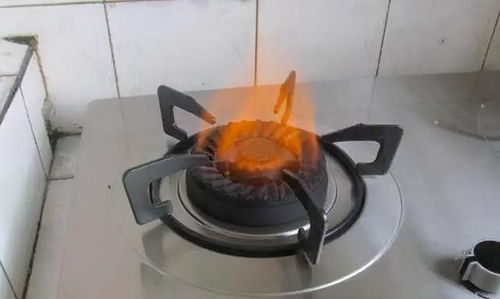 动炉灶的风水与动水有何关联？这是否有特定的说法或讲究？