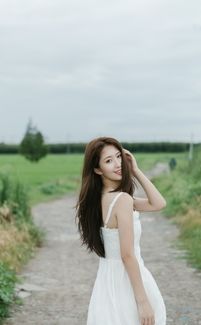 2. 进阶姿势：让你的照片“戏”梗多