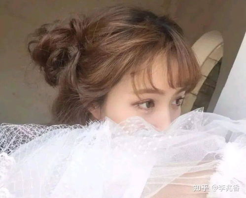 女人取名用歆字好还是用欣字梗合适呢？